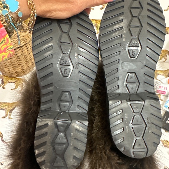 Marni real fur rubber boots - size 8 - Picture 3 of 5